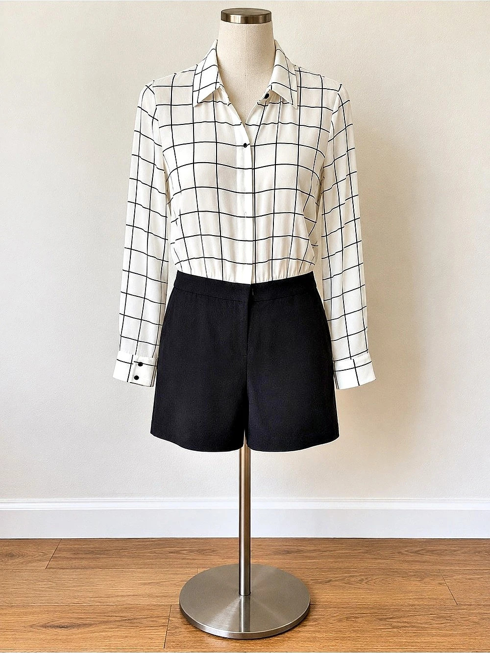 Tence Camuto Checkered Mini Romper in White & Black Size 4